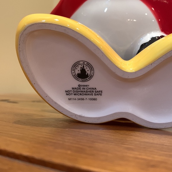 Minnie Mouse skirt mug - Picture 4 of 4